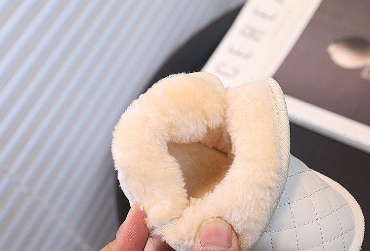 Bota Infantil Pelinhos Conforto