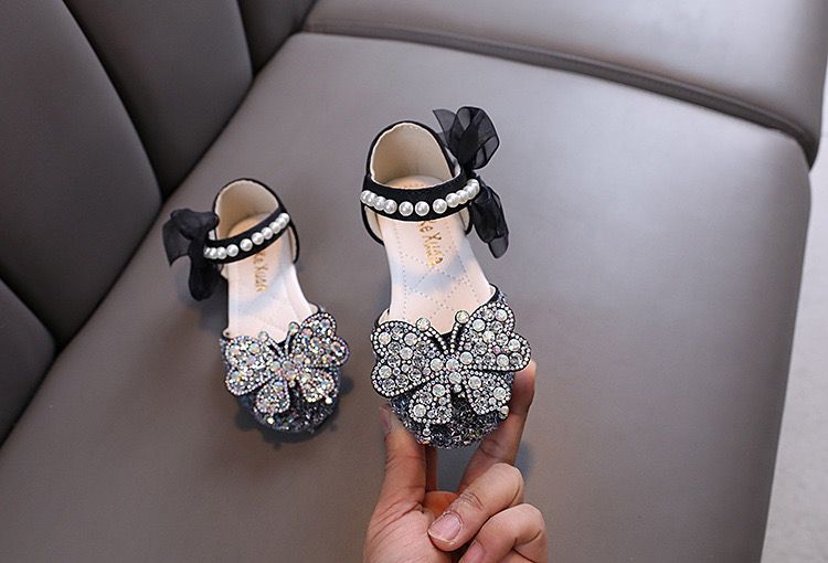 Sapato Infantil Feminino Borboleta Brilhante