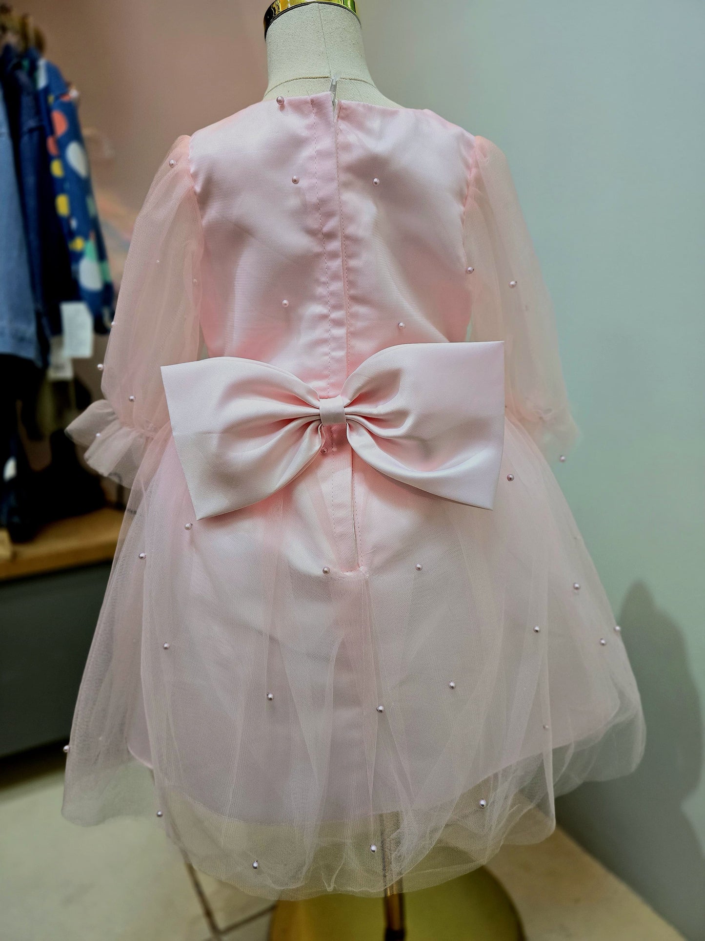Vestido De Festa Rosa Pérolas e Laçinho