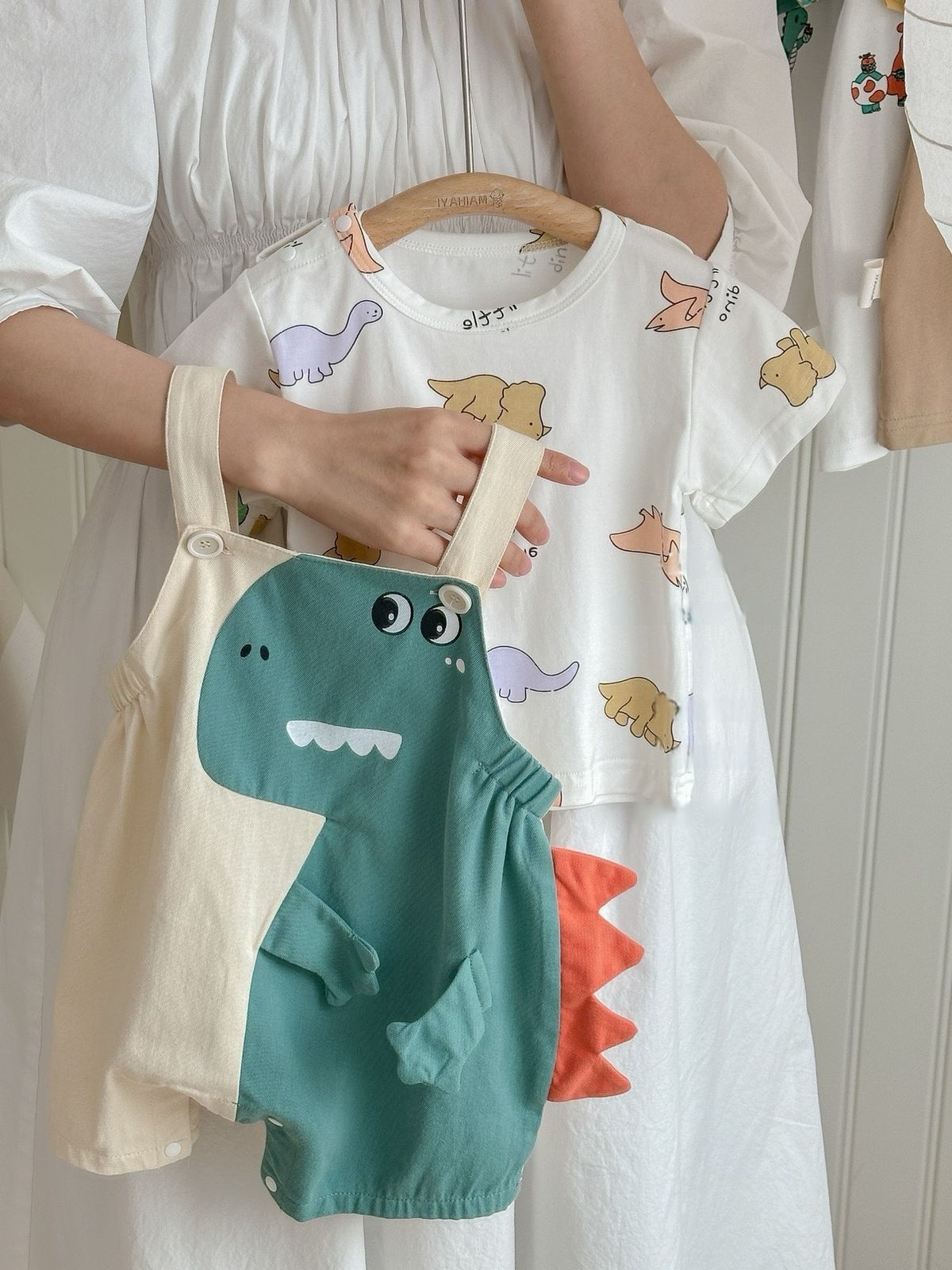 Jardineira Infantil Dino Estampas