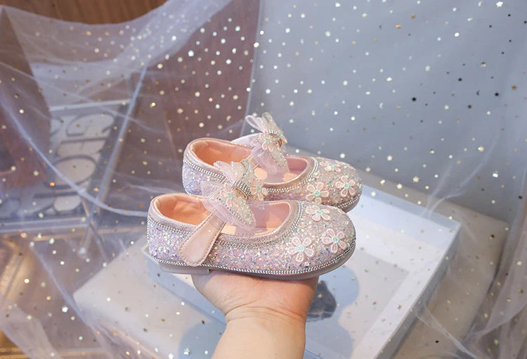 Sapato Infantil Feminino Florzinhas e Brilhos