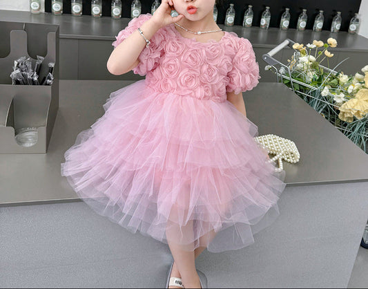 Vestido Infantil Floral e Tule Camadas