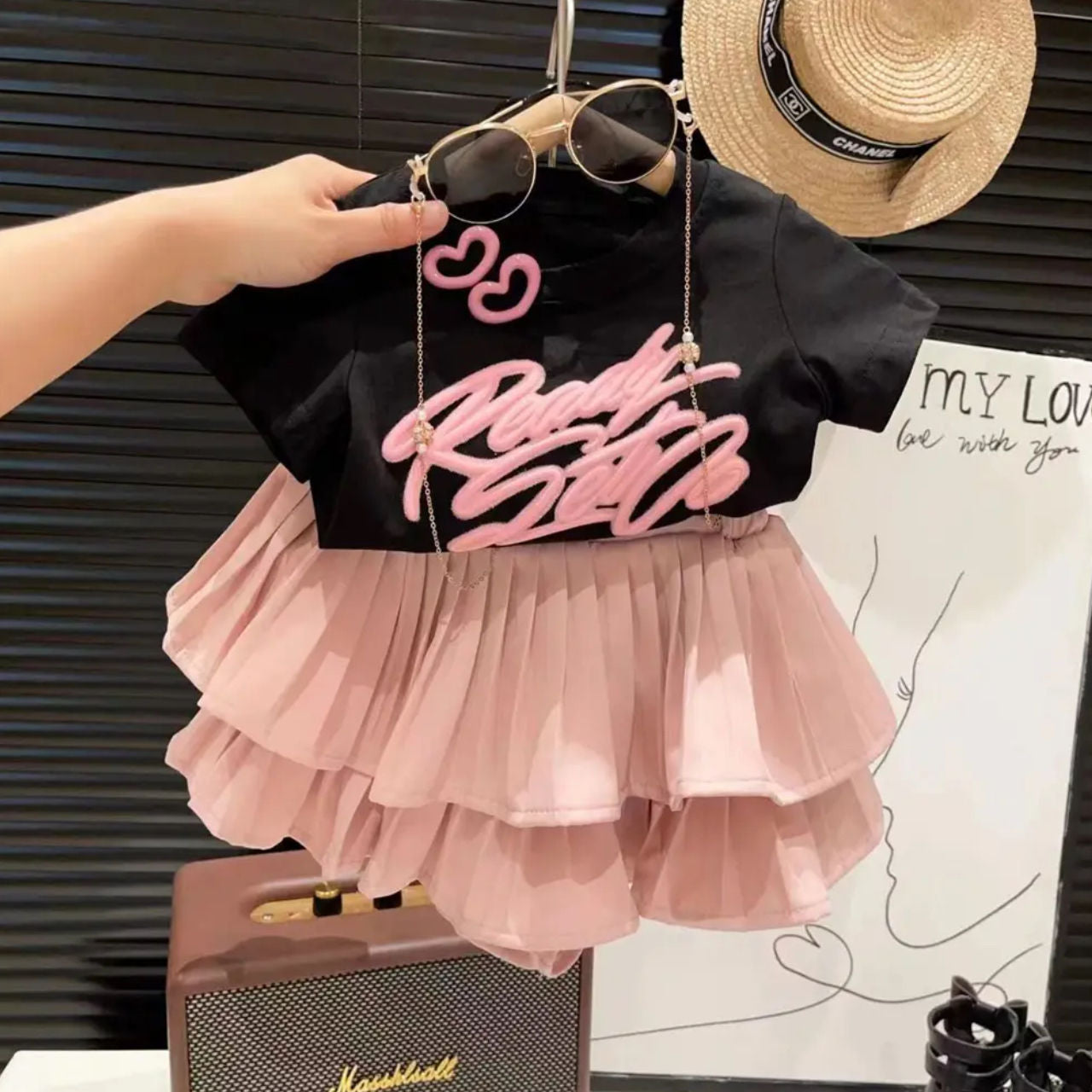 Conjunto Infantil Feminino T-Shirt e Sainha Rosa