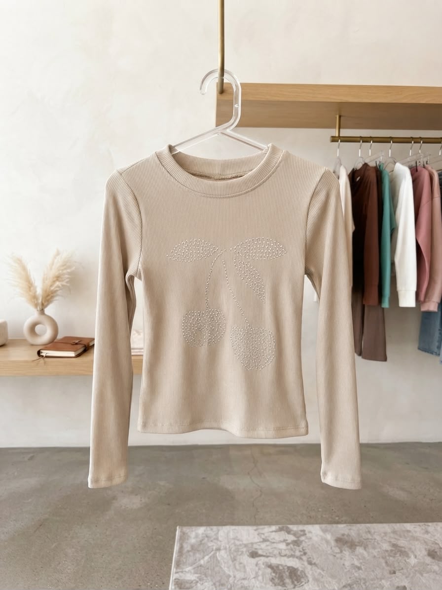 Blusinha Infantil Detalhes Pedras Brilhantes