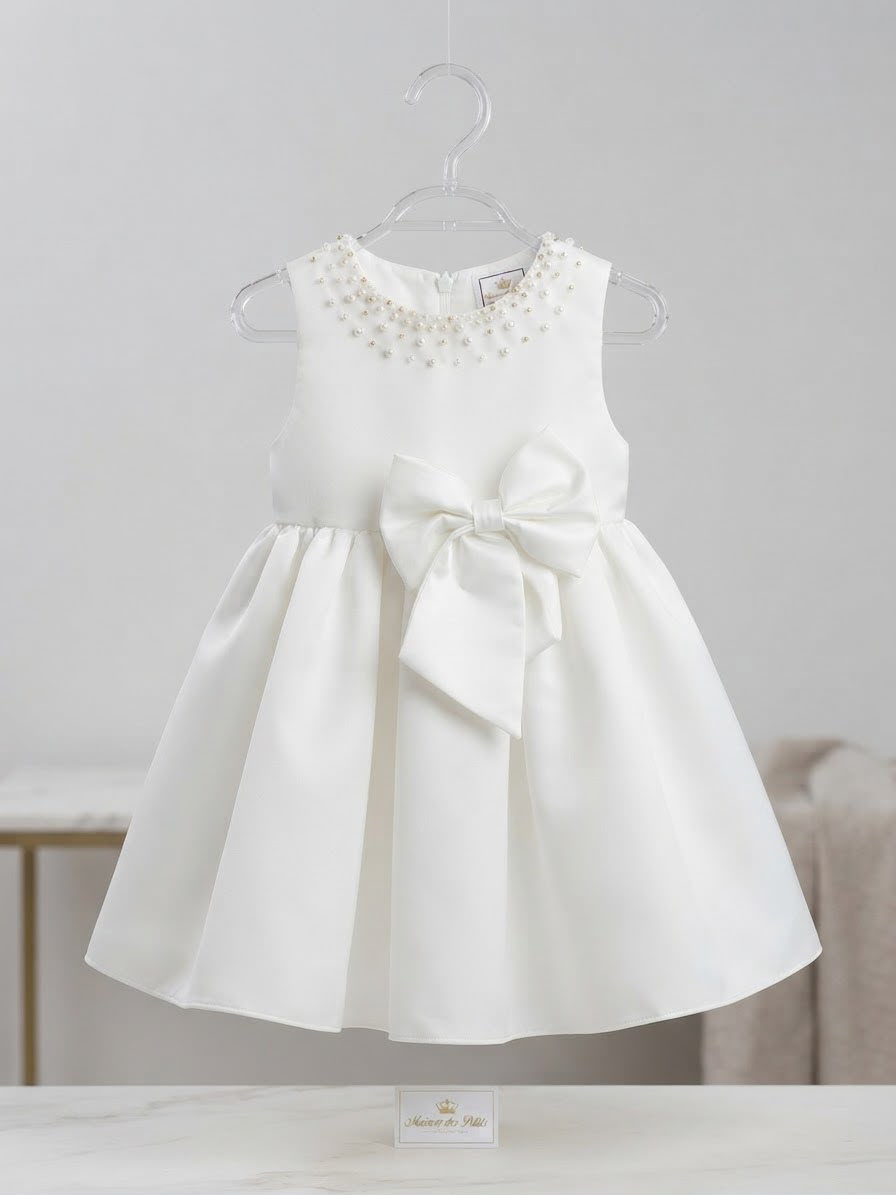 Vestido Lacinho e Pérolas
