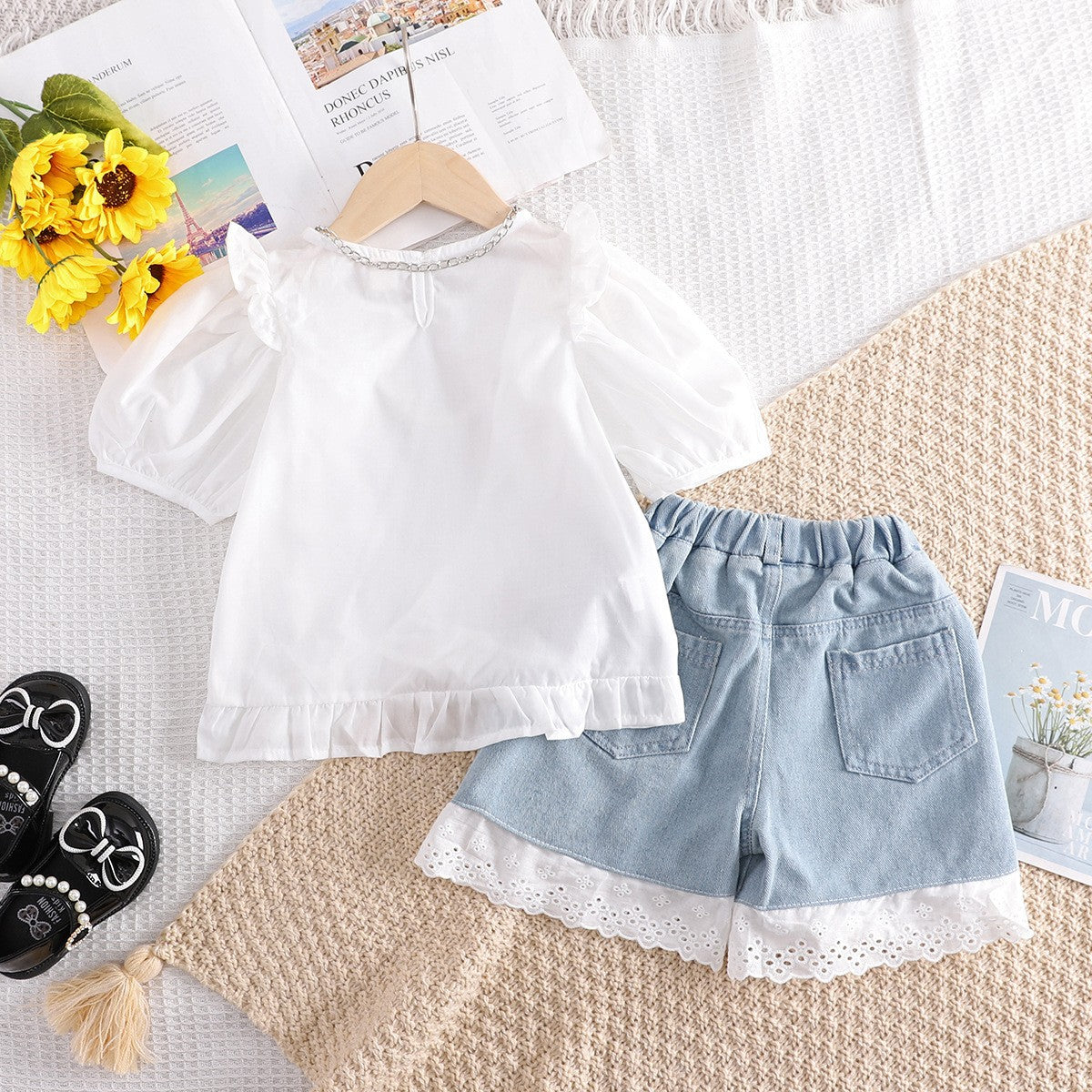 Conjunto Infantil Feminino Branco e Jeans Rendinha