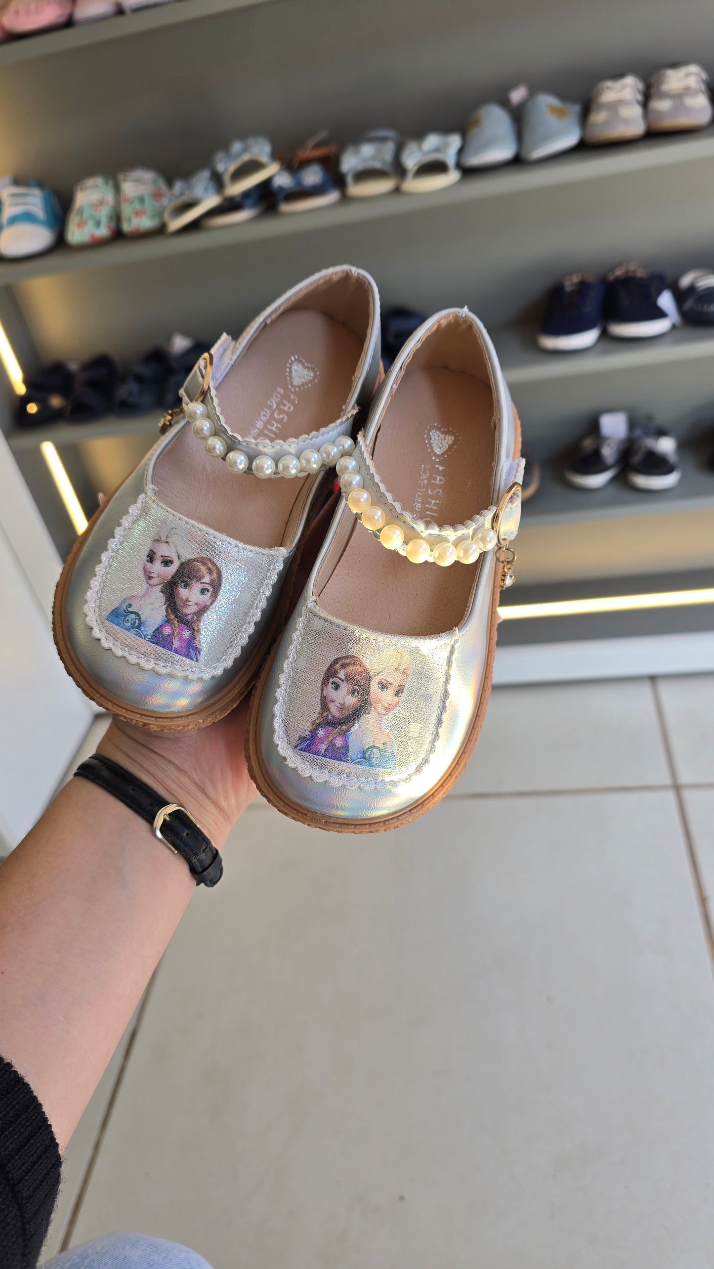 Sapato Infantil Feminino Pérolas Frozen